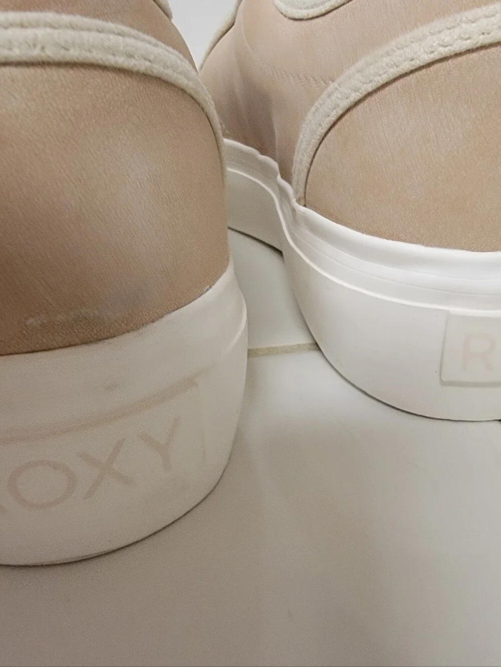 Roxy Tan Canvas Lace-Up Sneakers